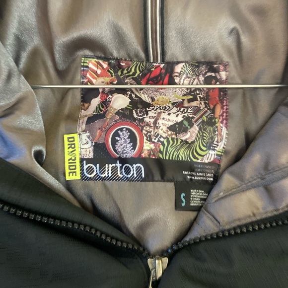 Like New Burton Black Ski/Snow Board Jacket size Small - Picture 8 of 13
